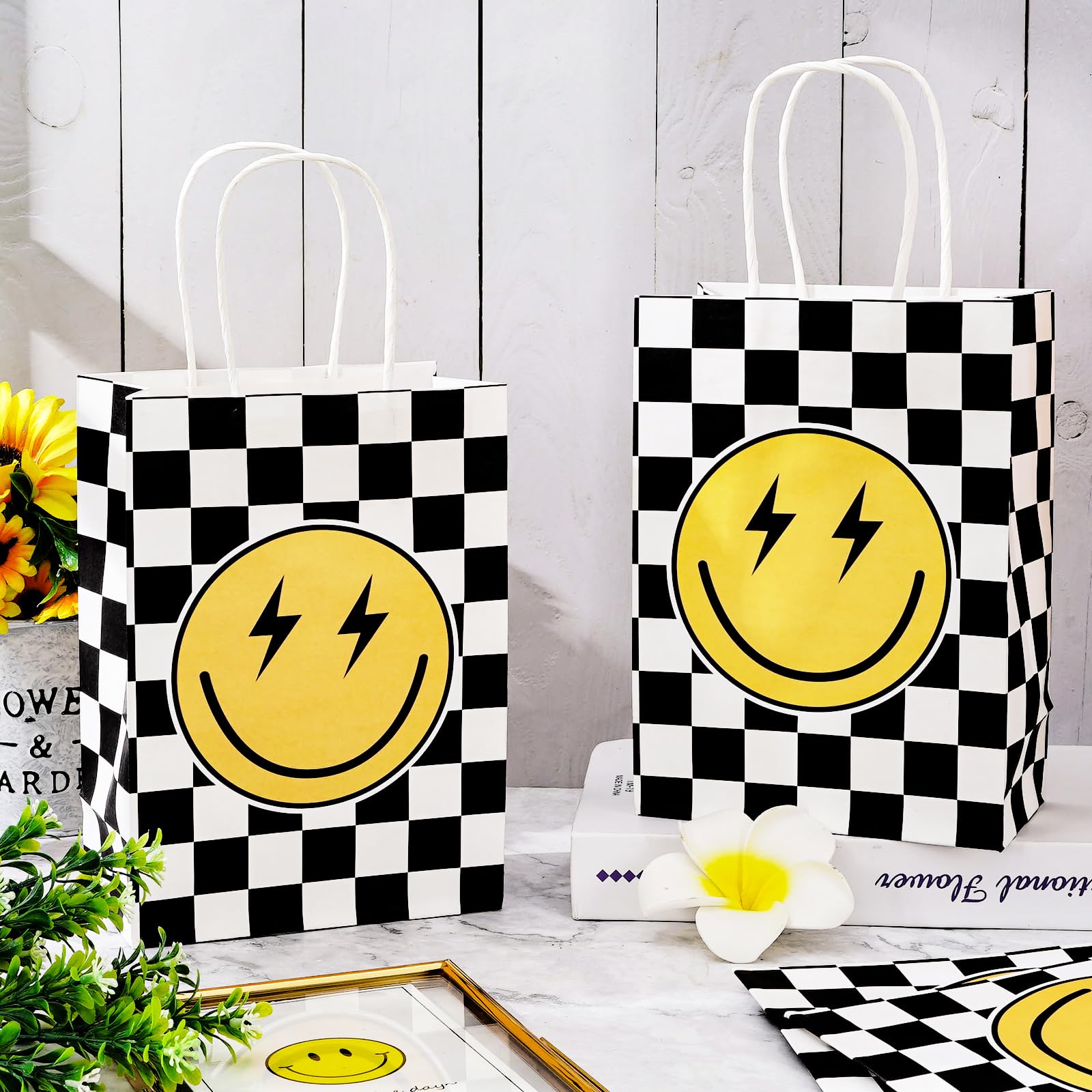 Amazon.com: AnyDesign 16Pcs One Happy Dude Party Favor Bags Smile
